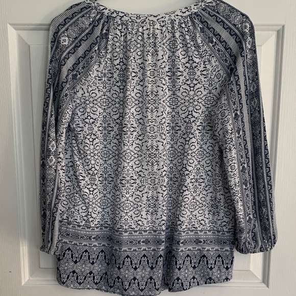 Style & Co. Women's Navy MB and White Patterned Blouse - Picture 3 of 3